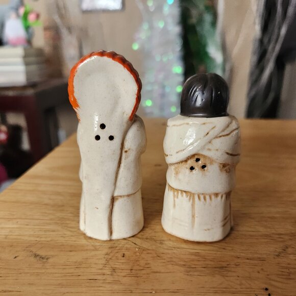 Antique Native Americans Salt and Pepper Shakers - Picture 2 of 3
